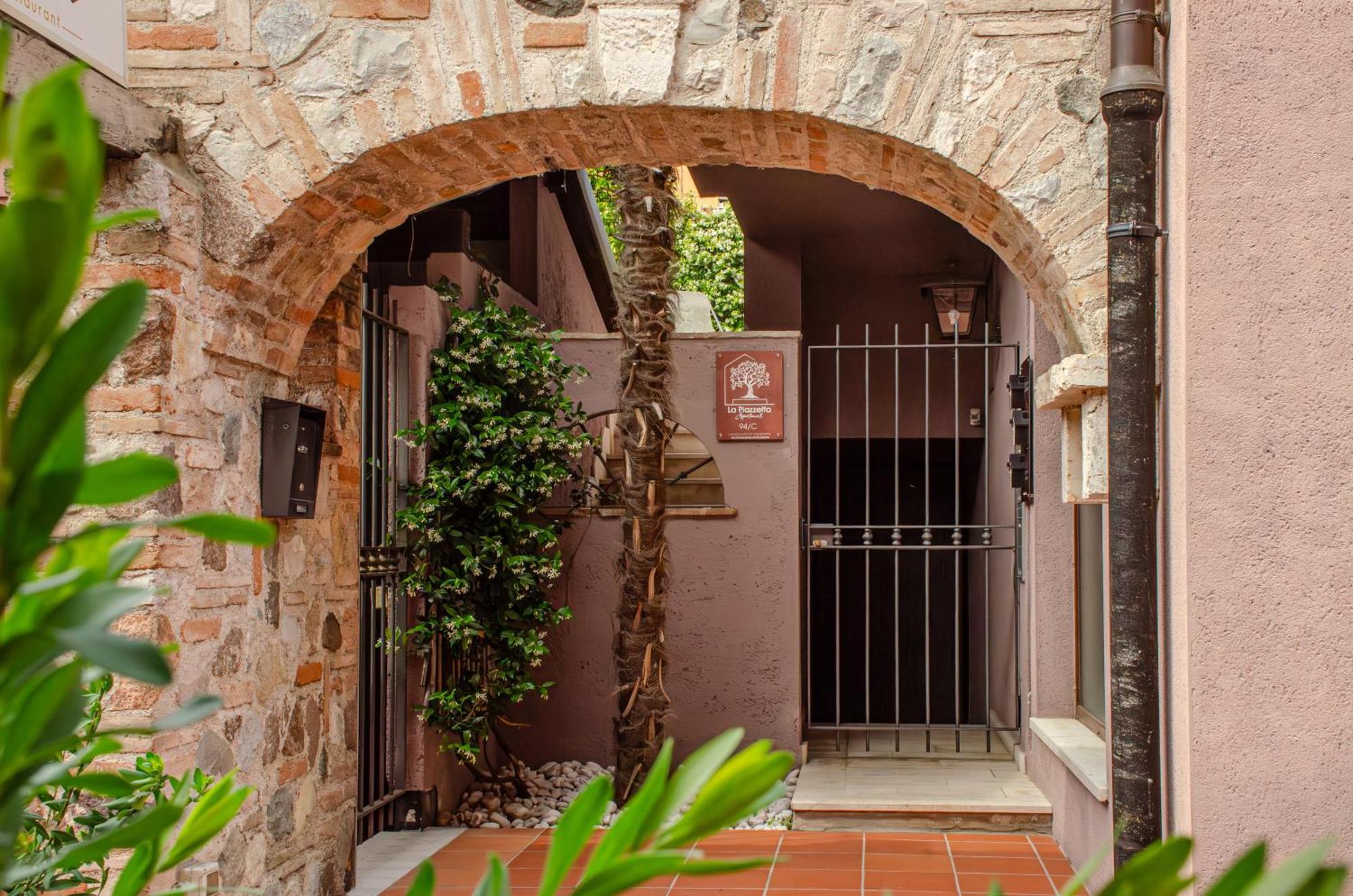 Appartamenti La Piazzetta Sirmione Dış mekan fotoğraf